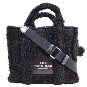 Marc Jacob’s black tote bag